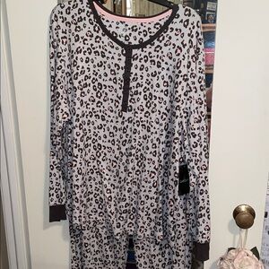 NWT Cuddl Duds Leopard Print Pajama Set with Black Trim